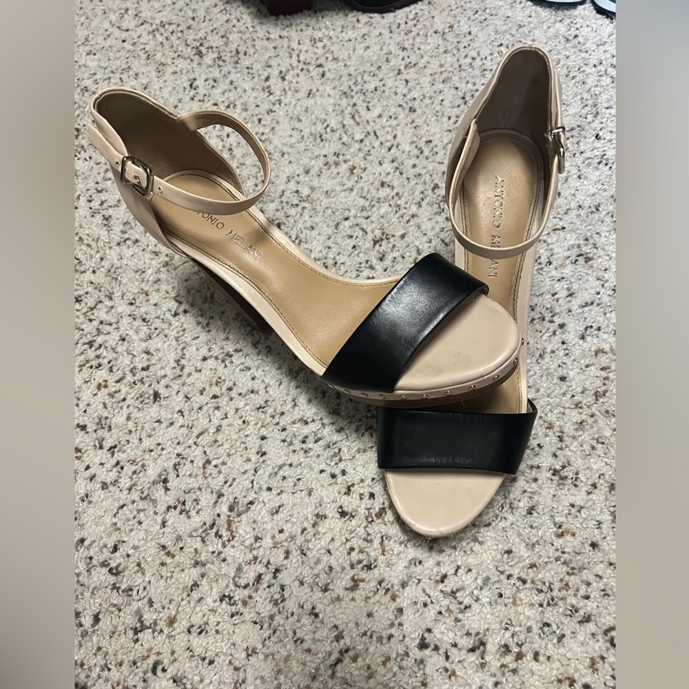 ANTONIO MELANI Black and Cream Heeled Sandals size 9